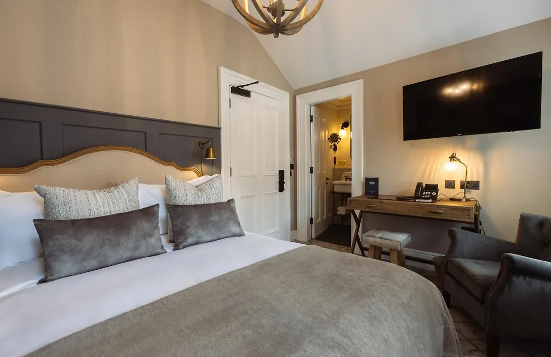 Regency House-1